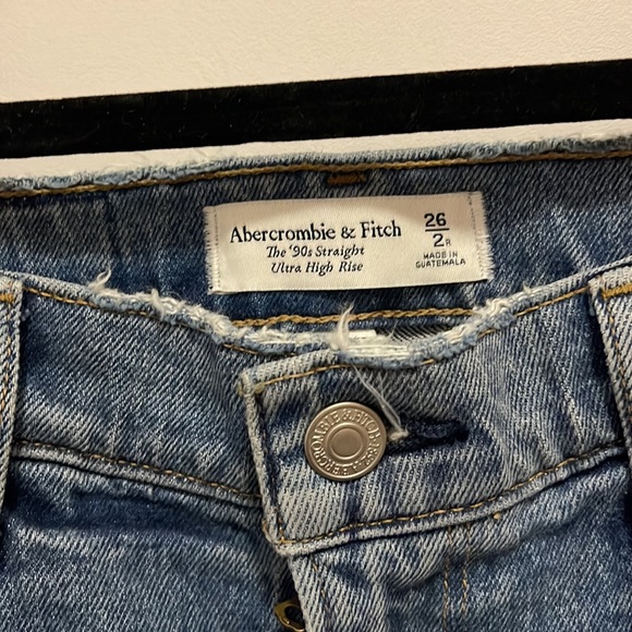 ABERCROMBIE - The 90’s Straight Ultra High Rise Curve Love - Picture 3 of 4